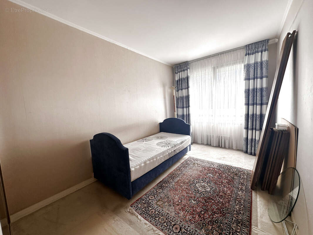 Appartement à VAIRES-SUR-MARNE