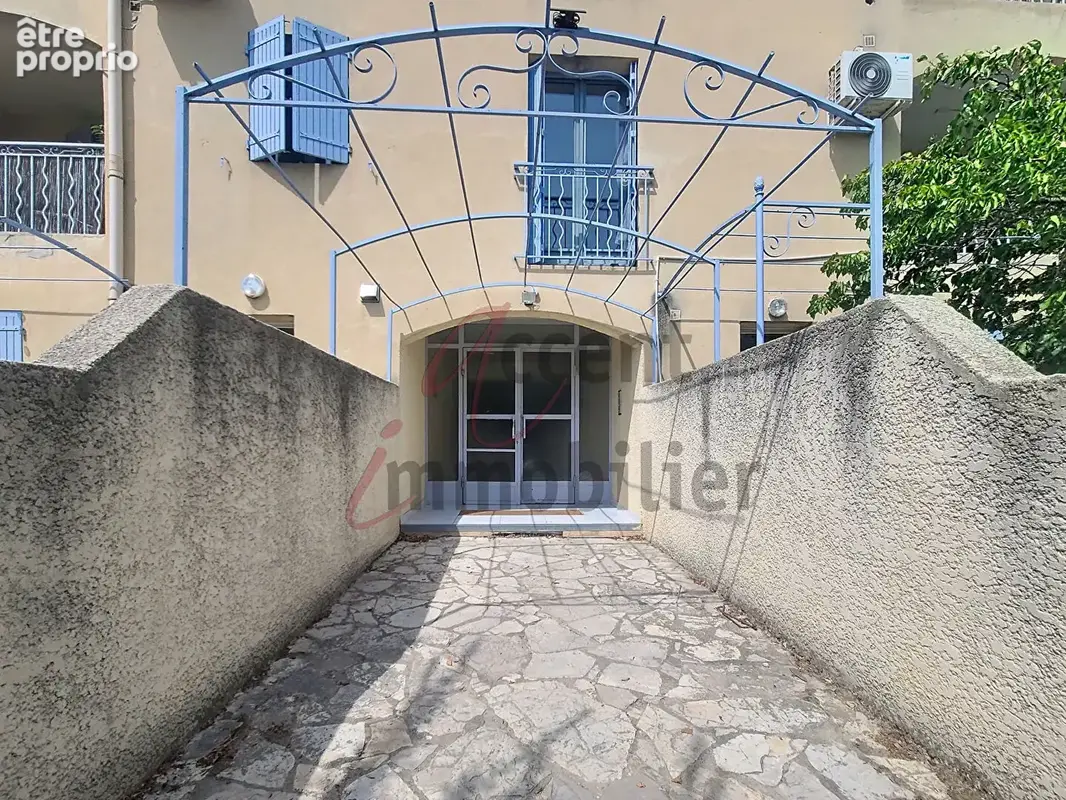 Chateaurenard : Appartement avec 2 chambres, balcon - photo 17