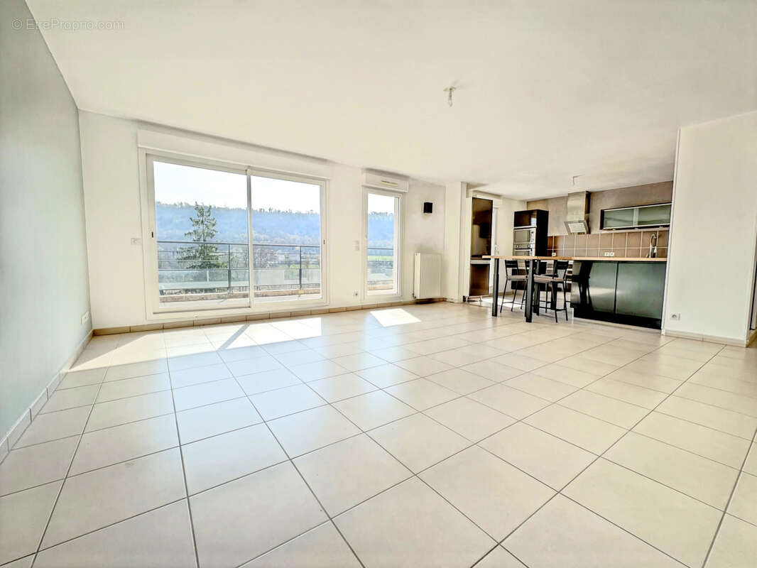 Appartement à CHAMPIGNEULLES