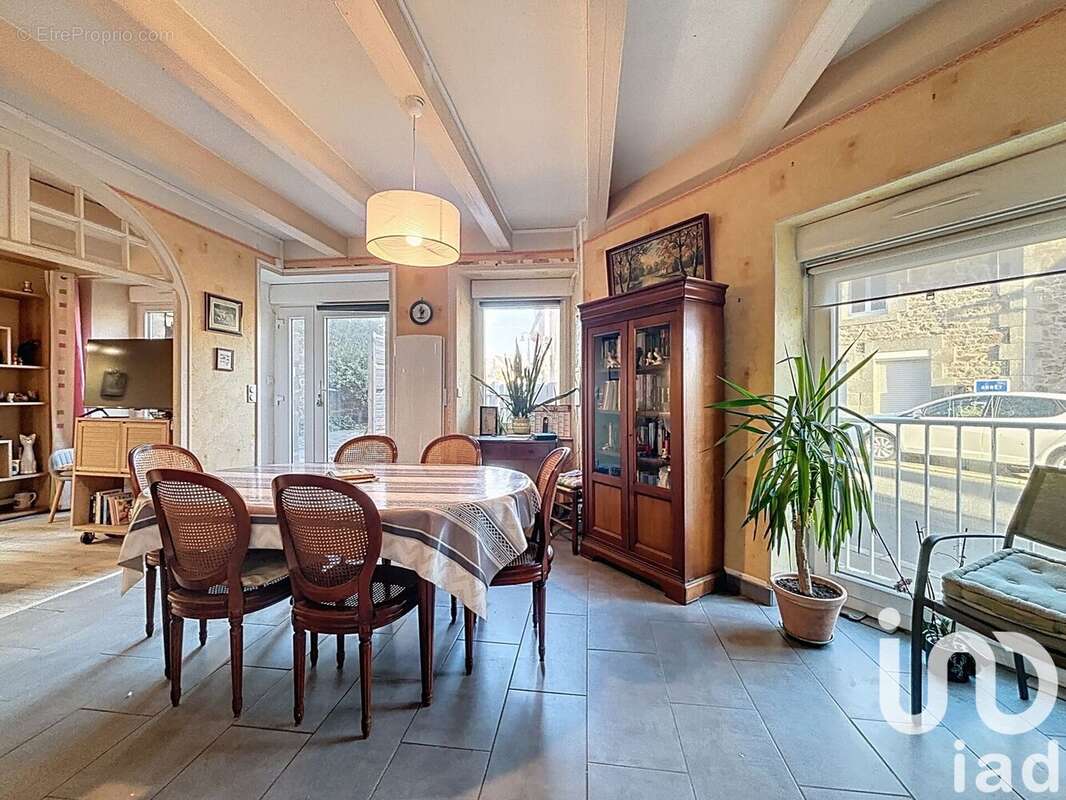 Maison 106 m² à La Chapelle-Aux-Filtzmeens  - photo 2