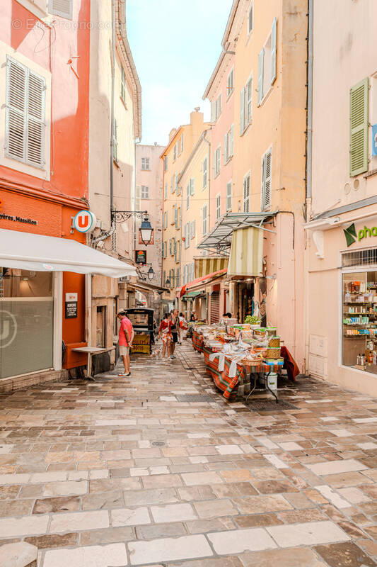 Appartement à HYERES