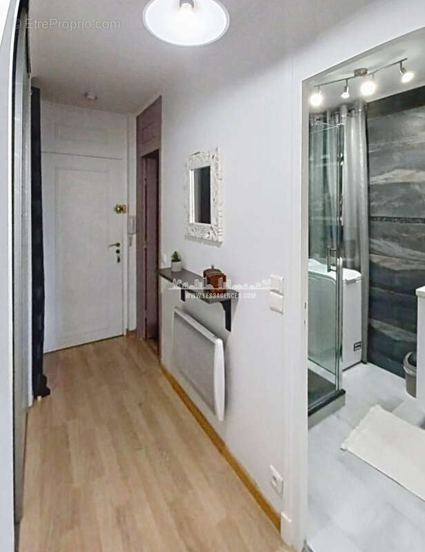 Appartement à COGOLIN