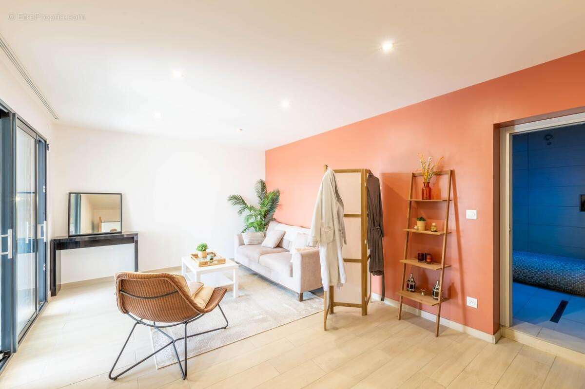 Maison à SAINT-LAURENT-DE-MURE