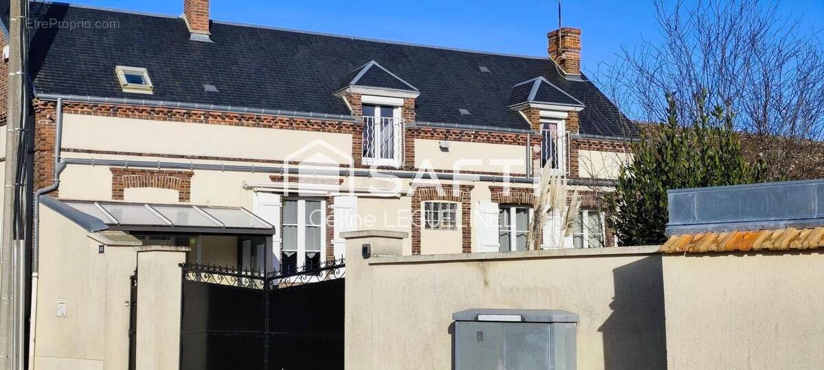 Photo 1 - Maison à CHERISY