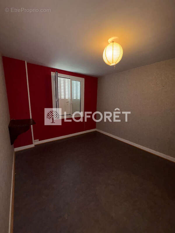 Maison à RIOM-ES-MONTAGNES