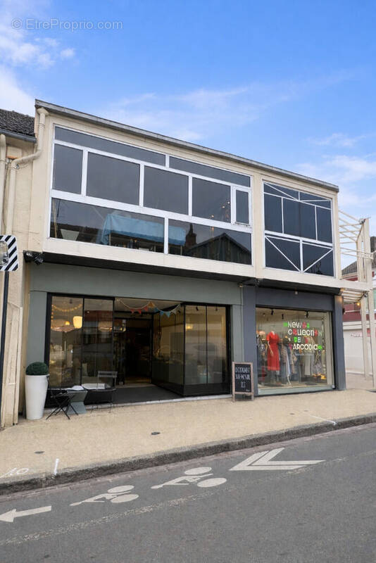 Commerce à LAMORLAYE