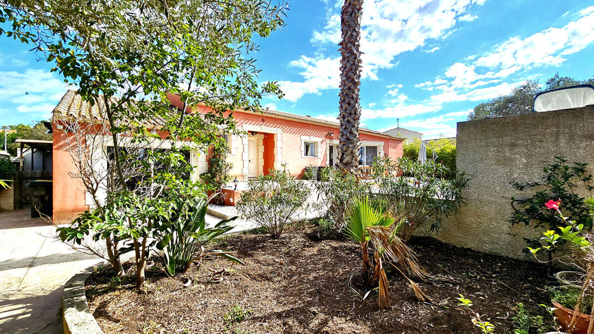 Maison à LESPIGNAN