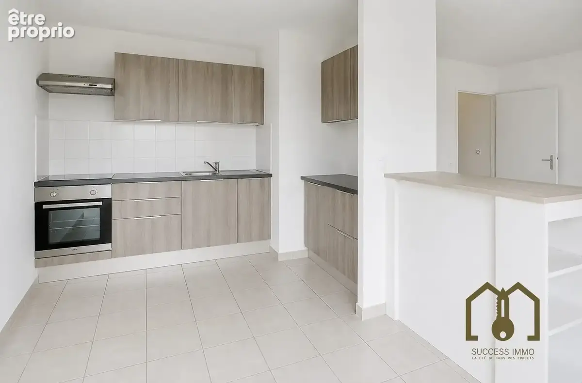 Appartement 76 m² à Vaulx-En-Velin  - photo 3
