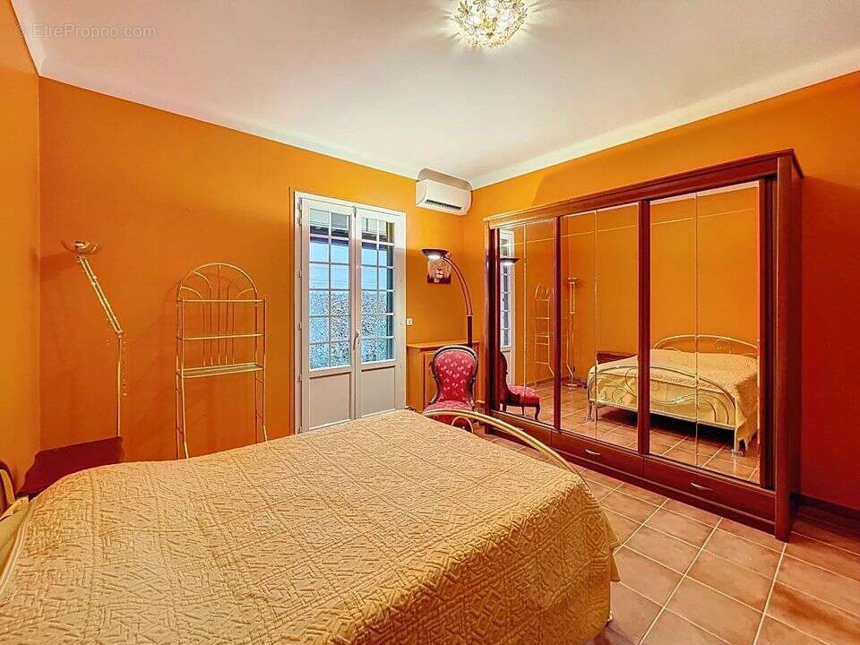 Maison à CAGNES-SUR-MER