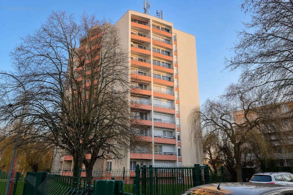Appartement à LE MEE-SUR-SEINE