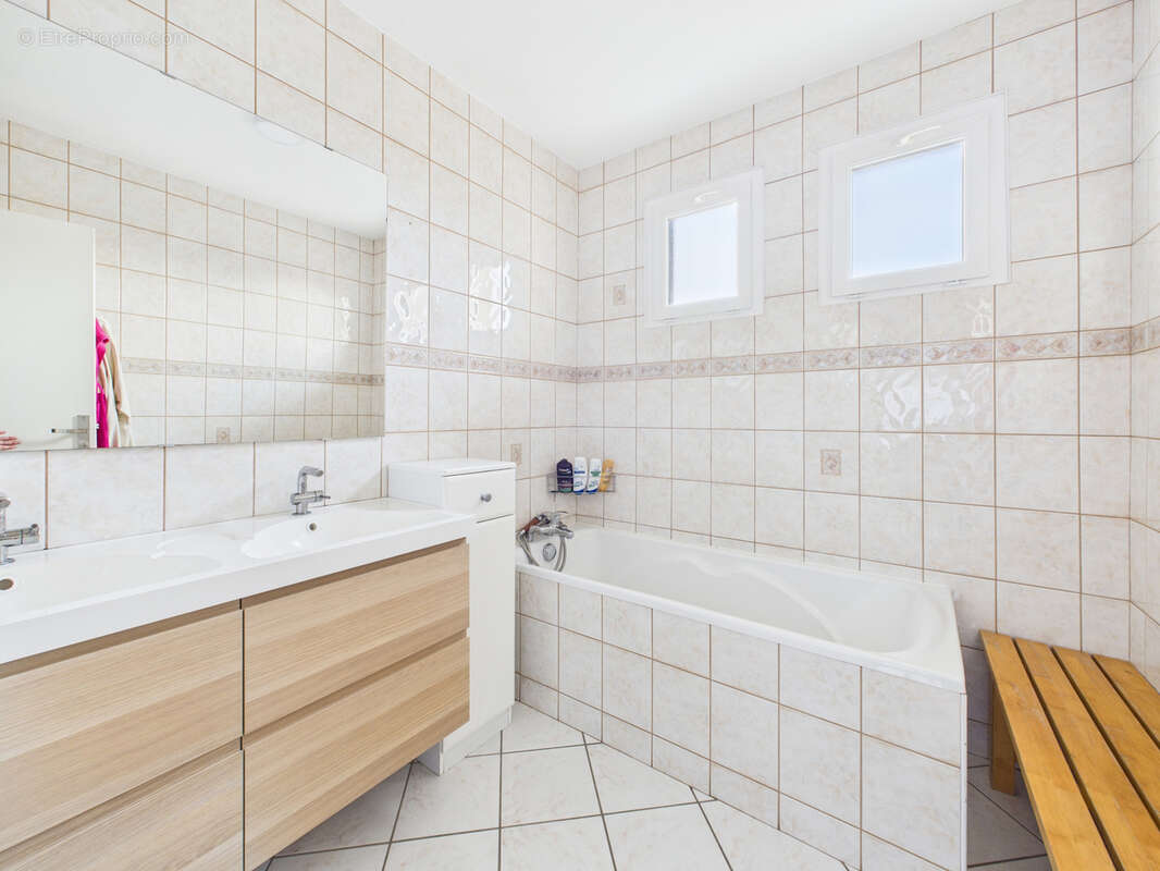 Maison à SAINTE-SIGOLENE