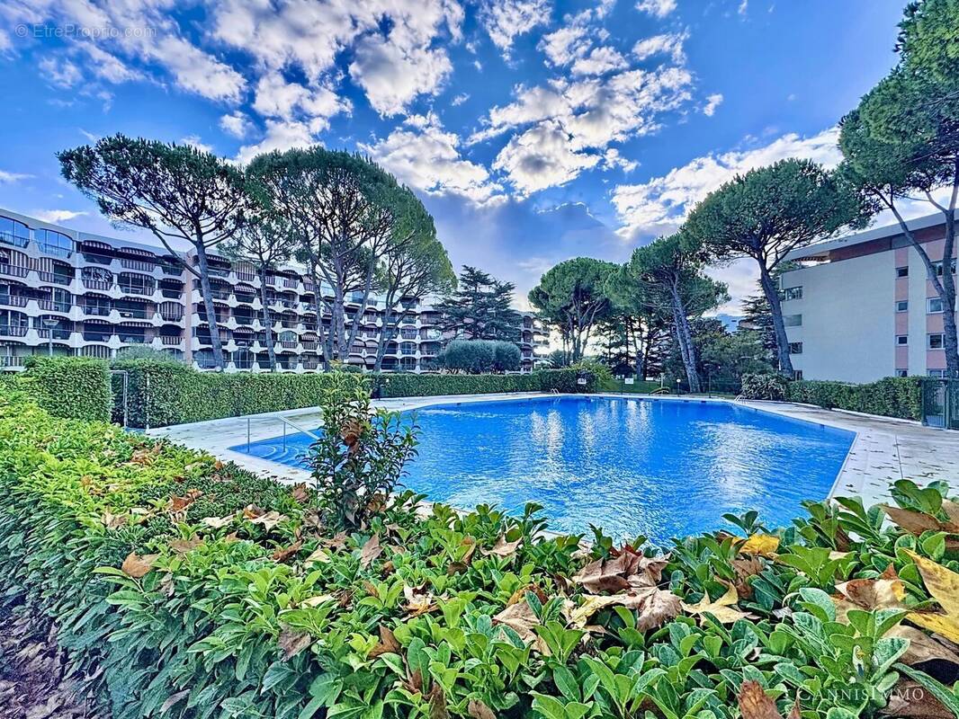 Appartement à MANDELIEU-LA-NAPOULE