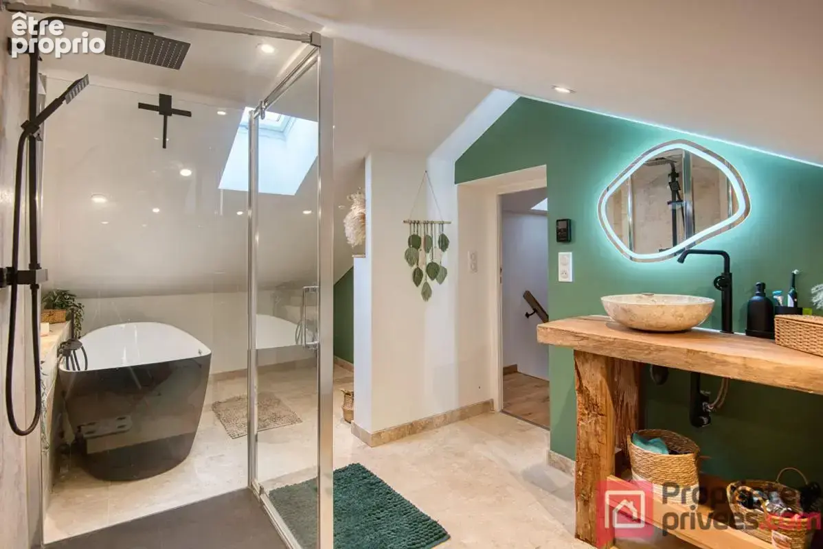 Maison Aigrefeuille sur Maine entièrement rénovée .95 m² .4 chambres .Garage et dépendance - photo 5
