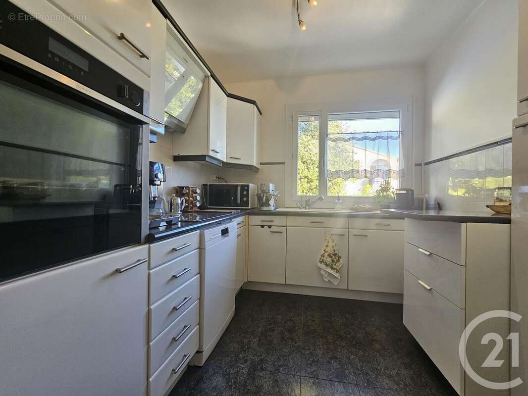 Maison à SIX-FOURS-LES-PLAGES