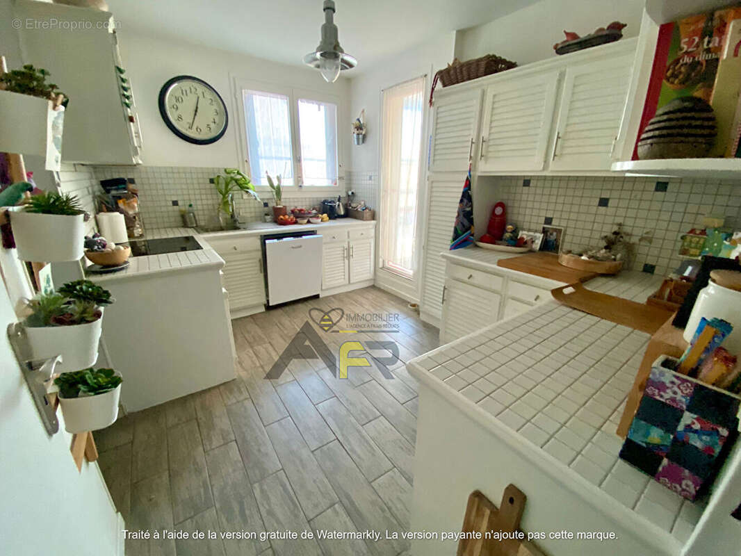 Appartement à SARTROUVILLE
