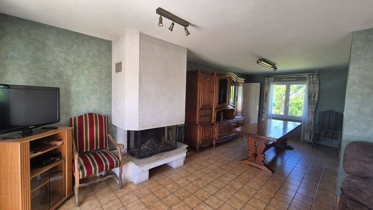 Maison 4 pièces avec vie de plain-pied à proximité de la plage au POULDU - photo 3