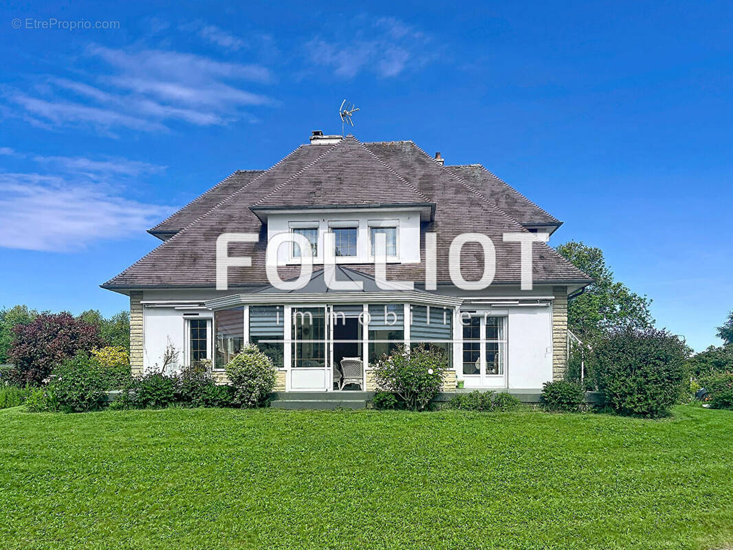 Maison à CREPON