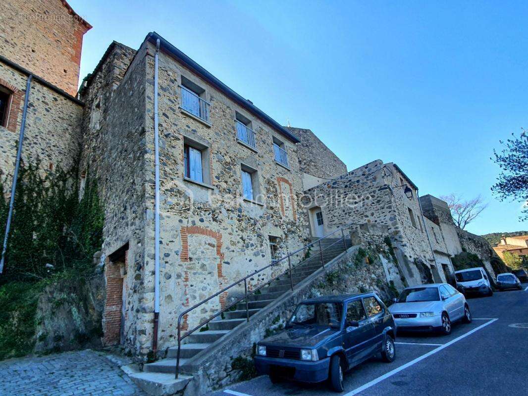 Maison à LATOUR-DE-FRANCE