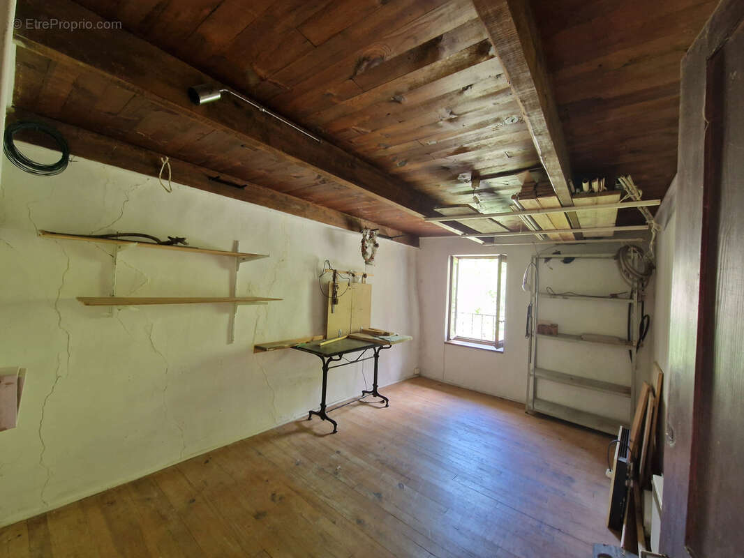 Maison à CORNILLON-SUR-L&#039;OULE