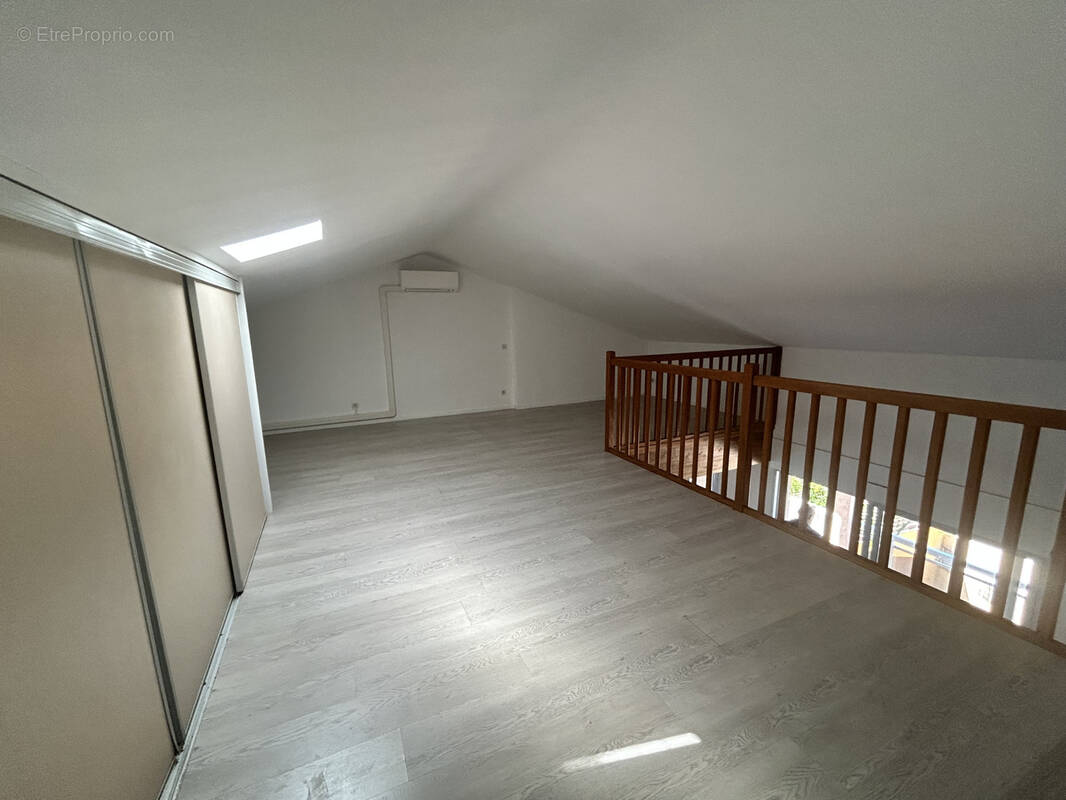 Appartement à HYERES