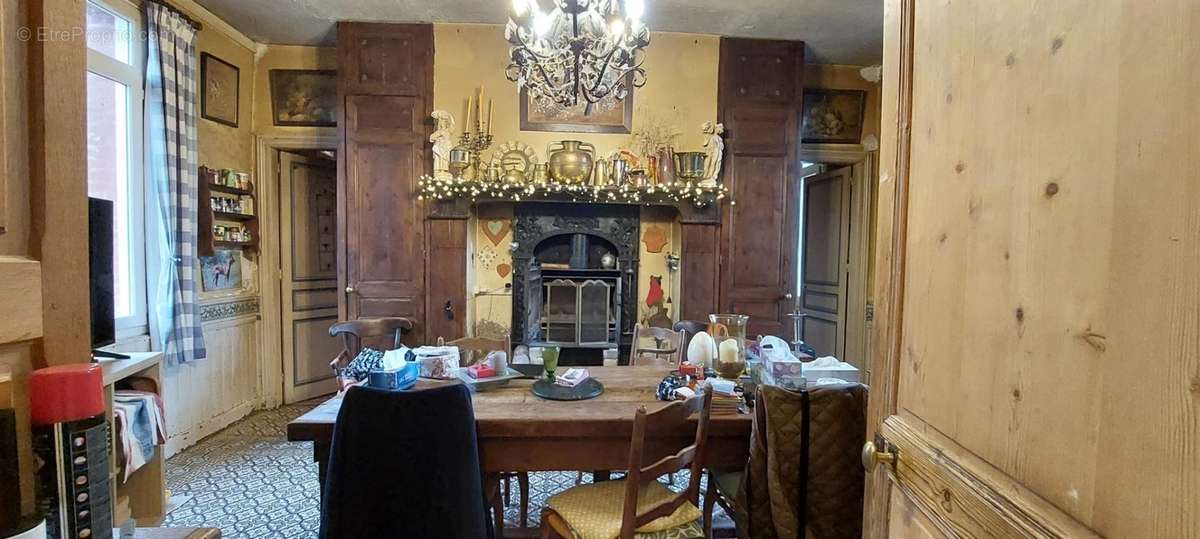 Maison à ESCLES-SAINT-PIERRE