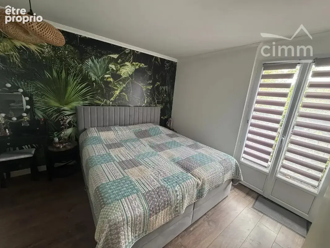 Maison individuelle avec garages et jardin - photo 13
