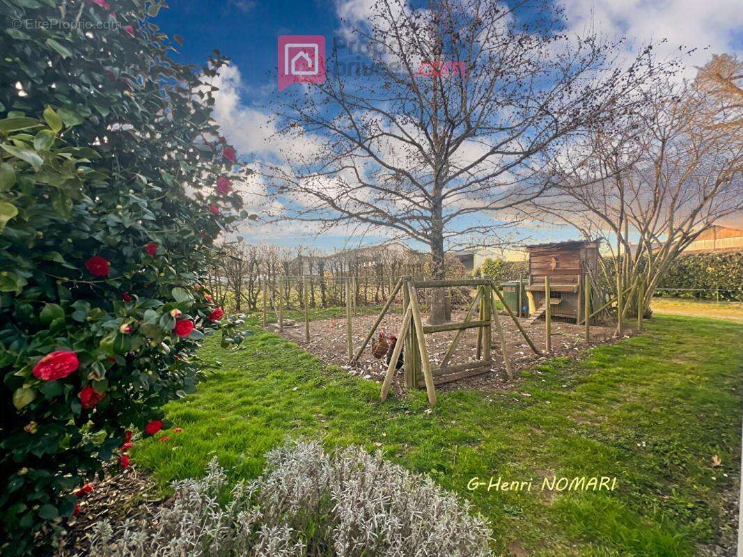 Maison à MARSAC-SUR-DON