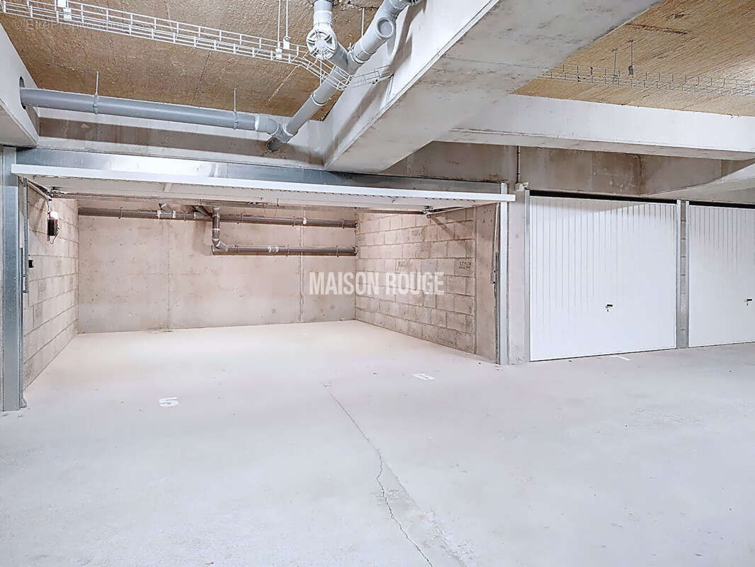 Rare à la Vente : Superbe Duplex T4 avec Aperçu Mer Dinard - photo 21
