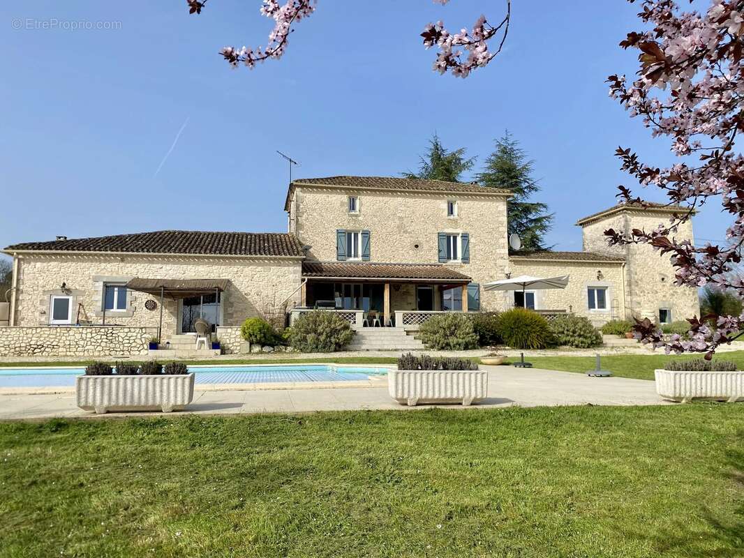 Maison à MONFLANQUIN