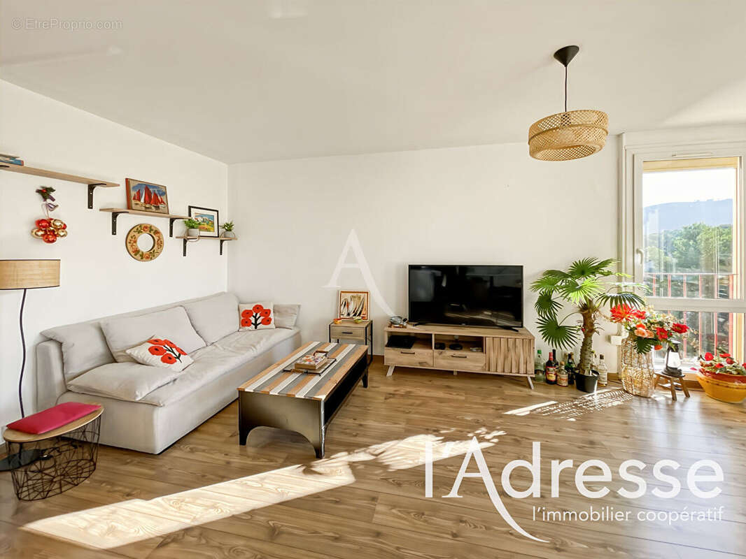 Appartement à AUBAGNE