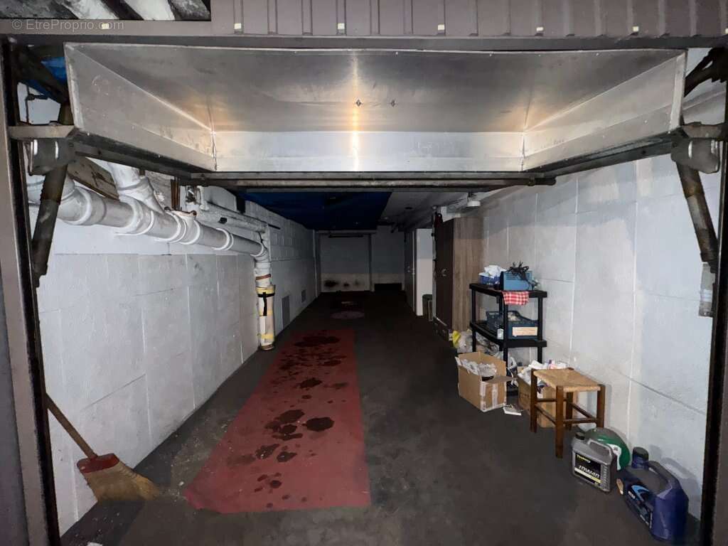 Parking à PARIS-15E