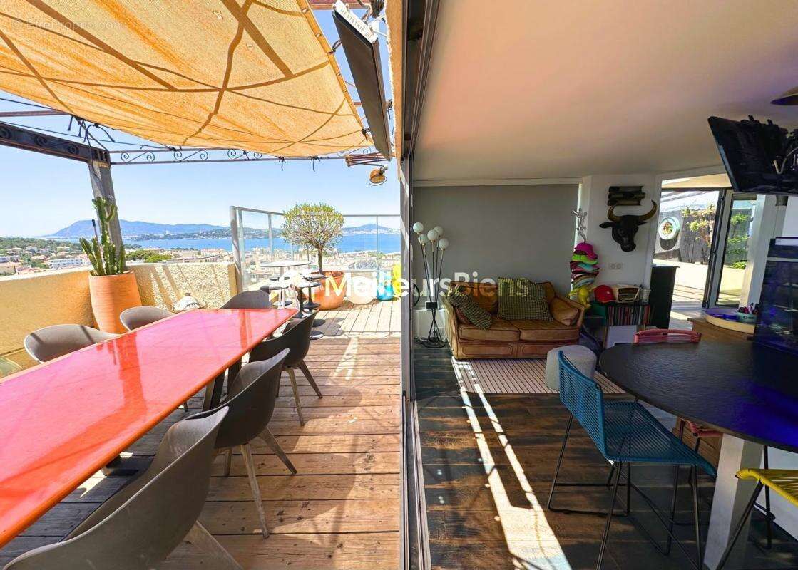 Duplex 6 pièces 115 m² à Toulon avec vue mer panoramique - photo 3