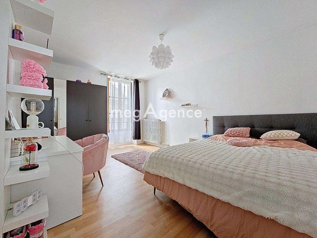 Maison familiale 4 chambres 135 m² caves et jardin - photo 6