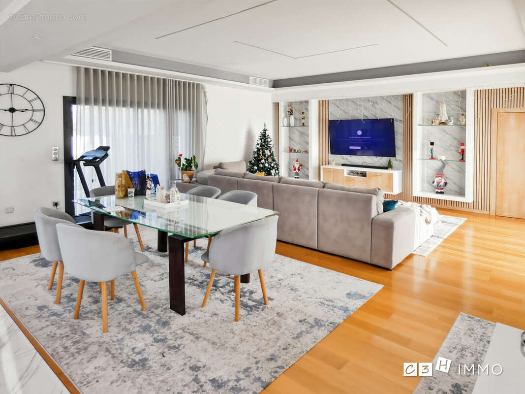 Maison à MARQUEFAVE