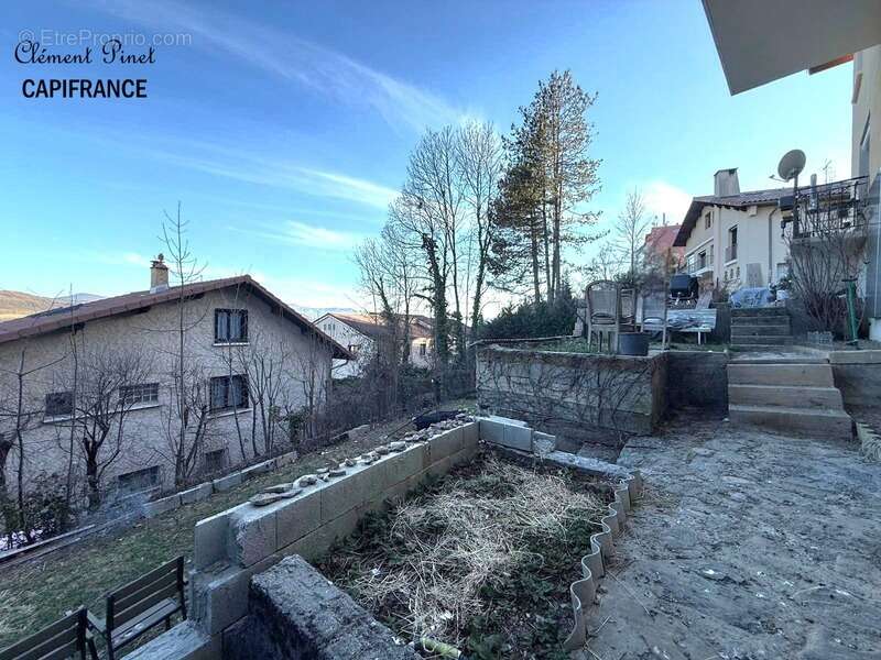 Maison avec fort potentiel à Gap Sud – 156 m², jardin, garage et vue dégagée - photo 36