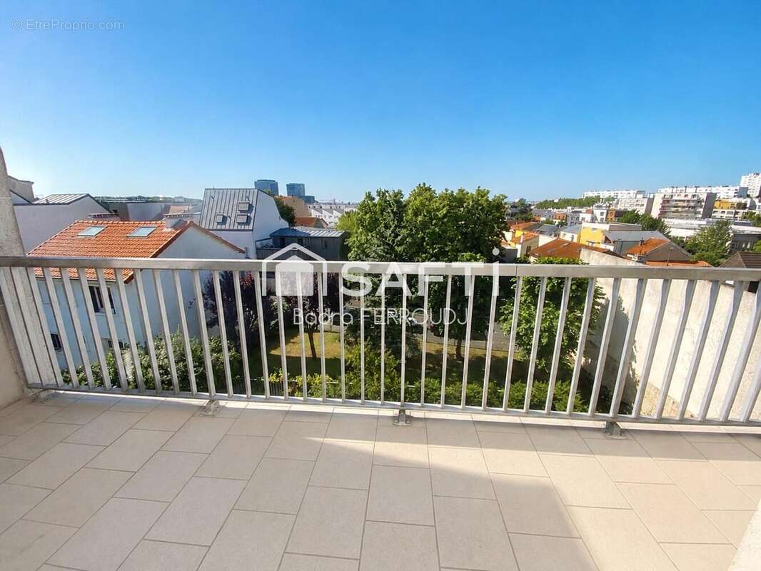 Appartement 93 m² à Montreuil  - photo 2