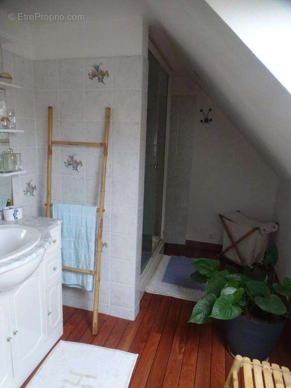 Maison à LE RELECQ-KERHUON