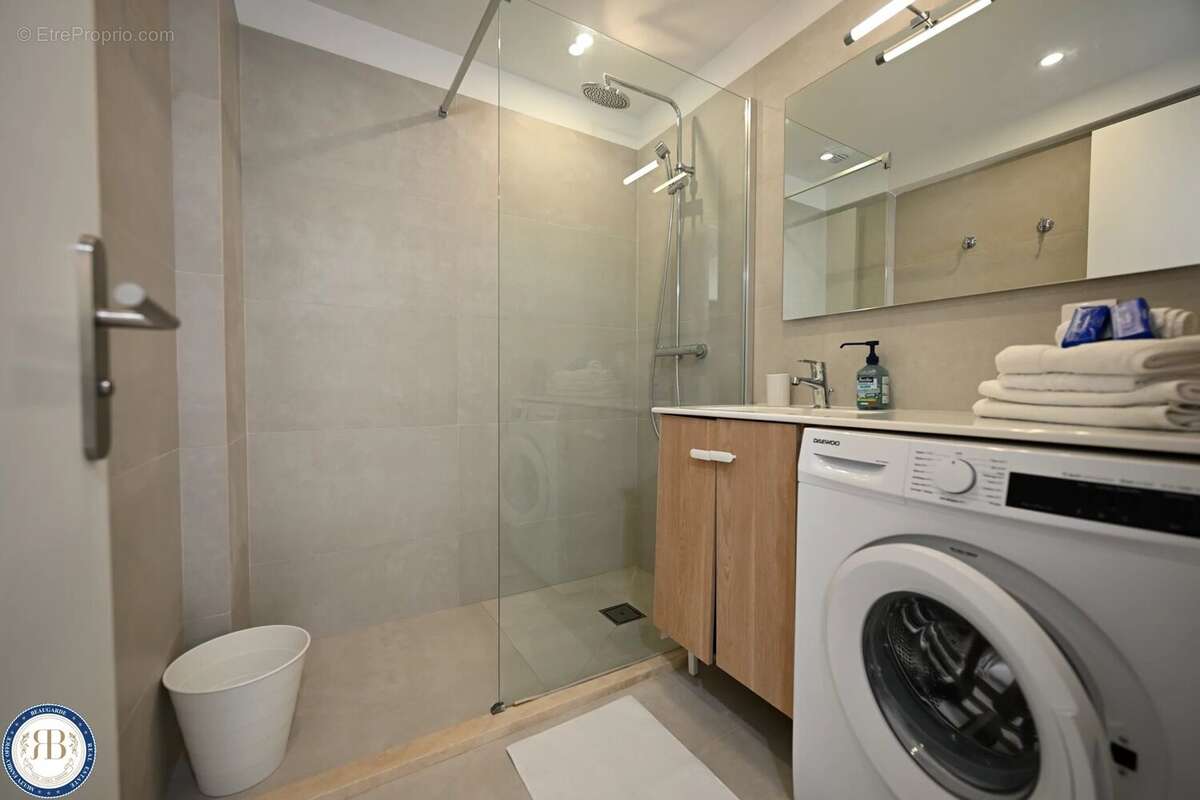 Appartement à BEAULIEU-SUR-MER