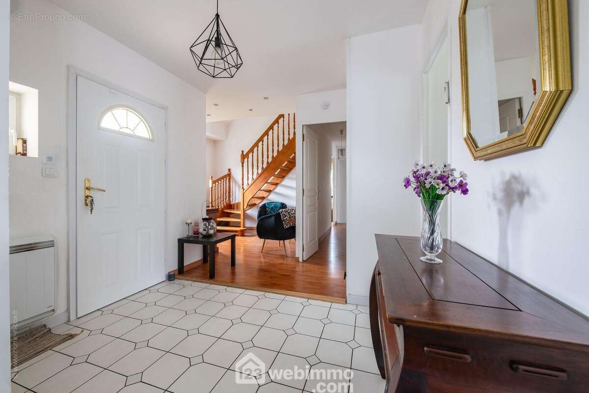 Maison à MAROLLES-EN-BRIE