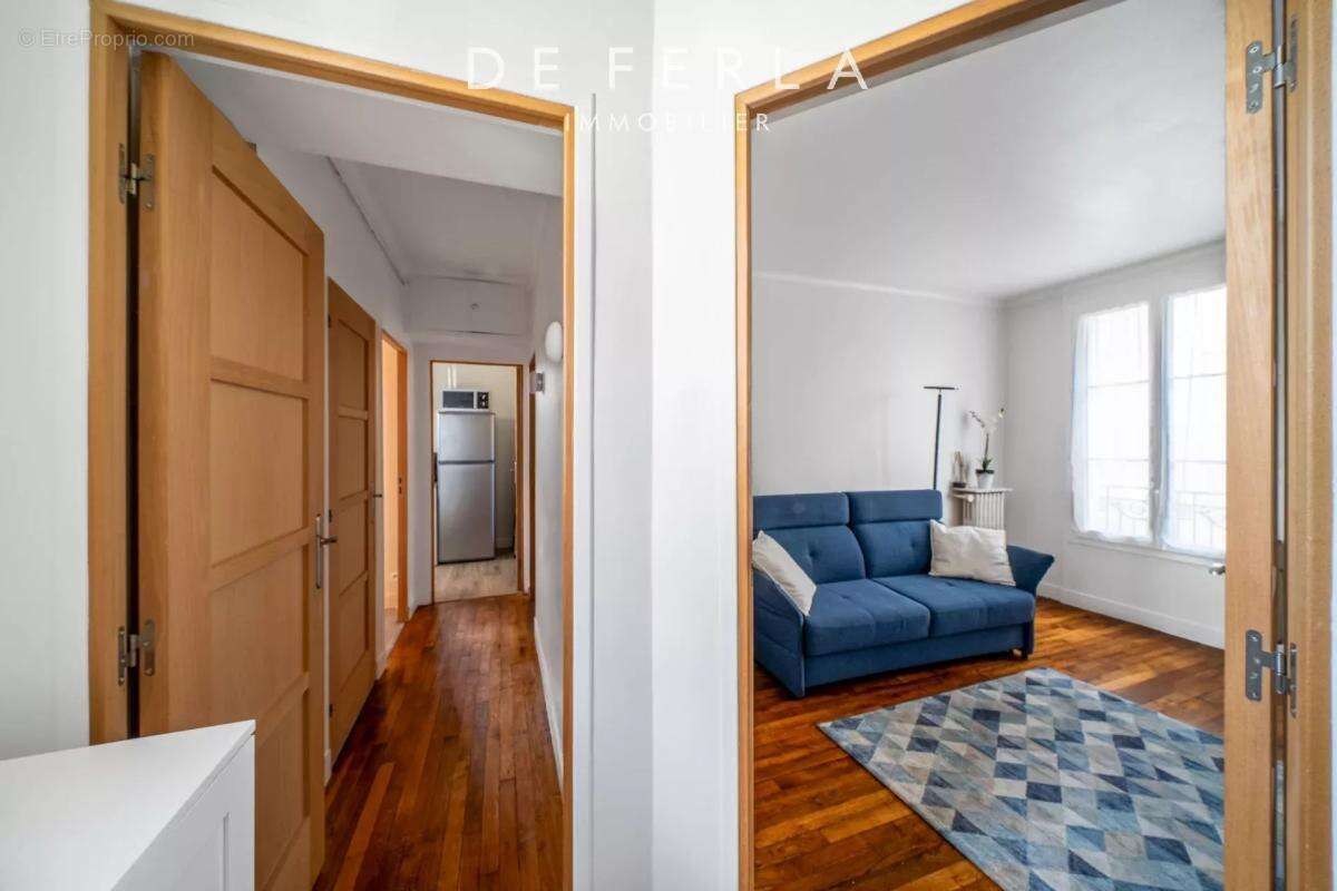 Appartement à PARIS-15E
