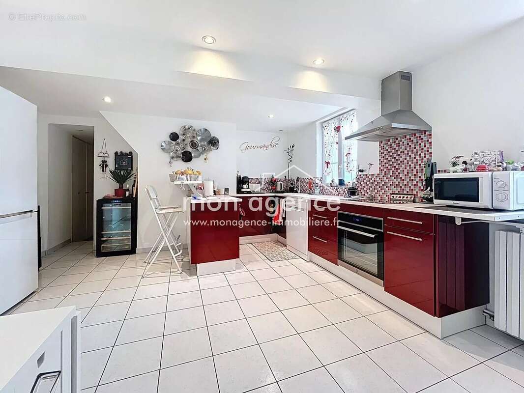 Maison à AMFREVILLE-LA-MI-VOIE