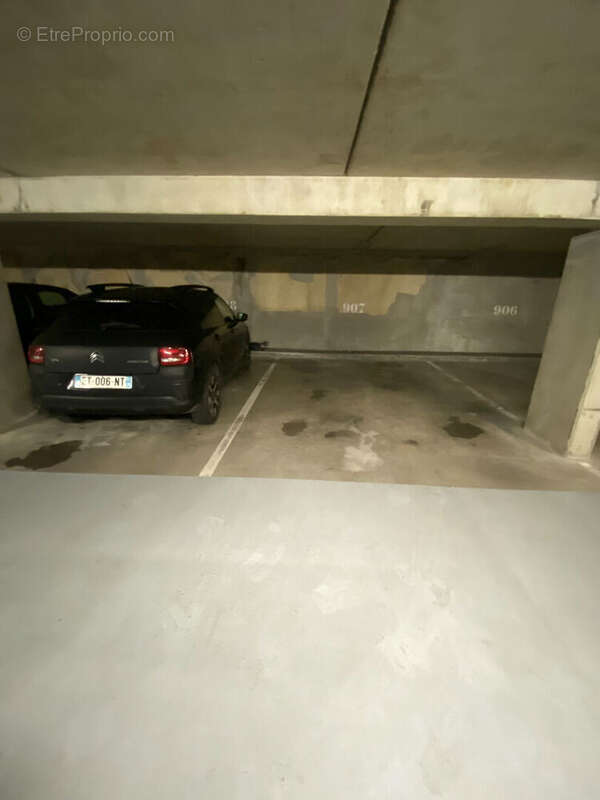 Parking à RENNES