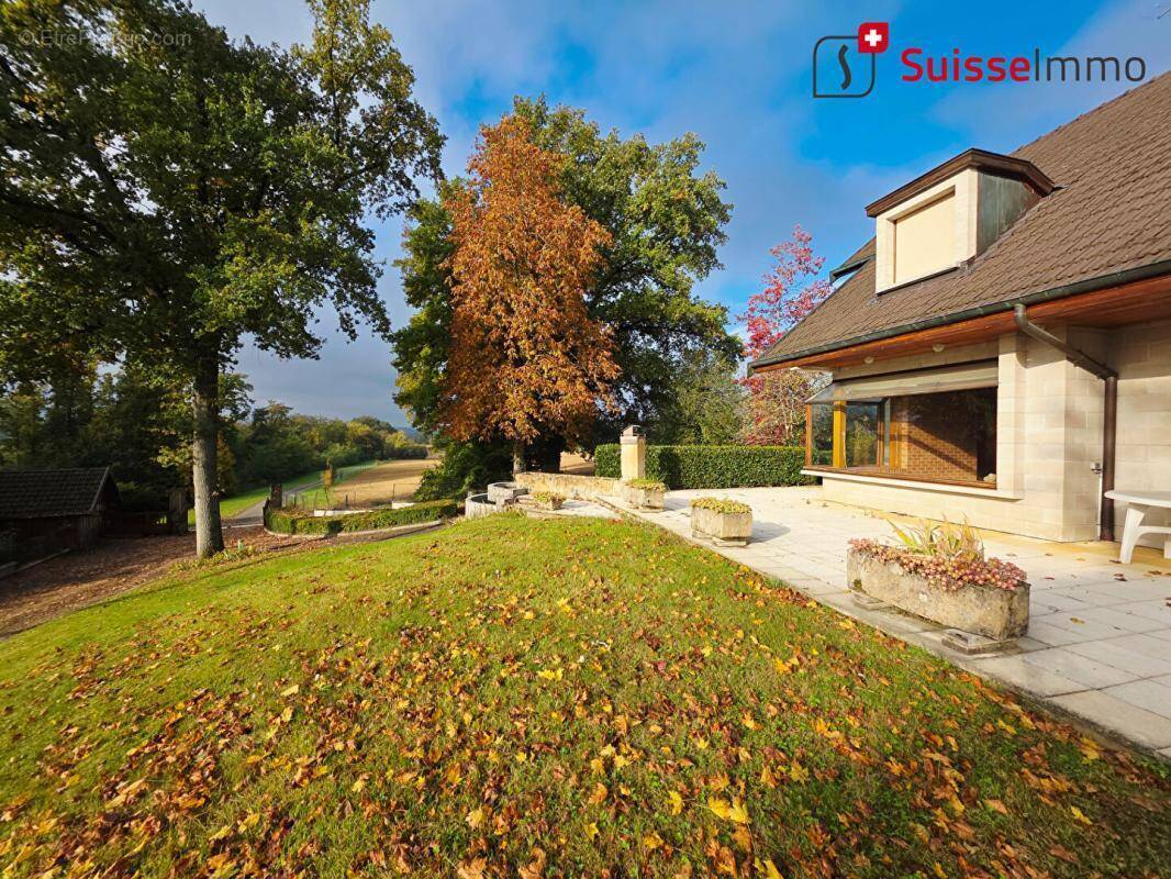 Maison à L'ISLE-SUR-LE-DOUBS