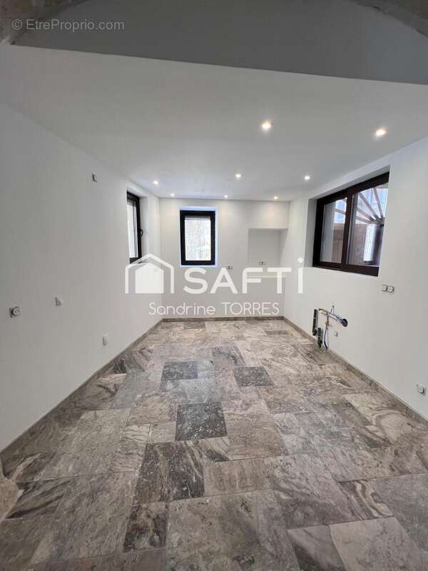 Photo 2 - Maison à CAROMB