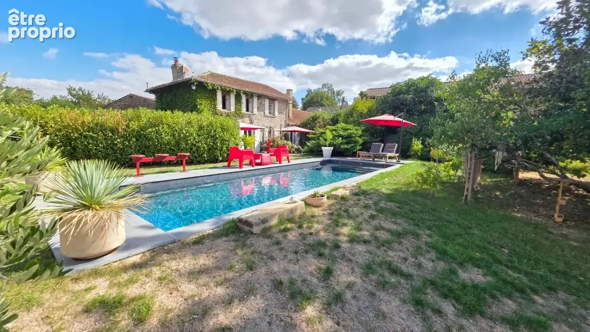Superbe maison en pierre avec piscine et jardin bucolique - un vrai coup de coeur - - photo 29