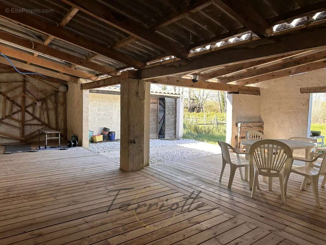 Maison à CHATEAUNEUF-DU-RHONE