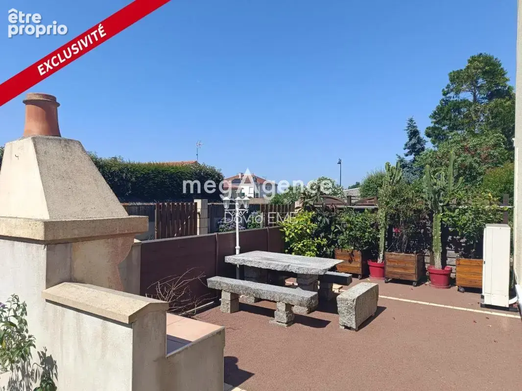 9 Pièces, 172 m2, 6 chambres, BEAULIEU-SOUS-LA-ROCHE - photo 14