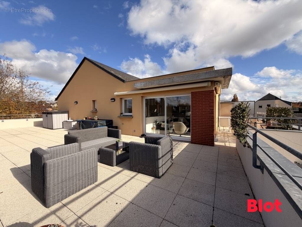 Appartement à VEZIN-LE-COQUET