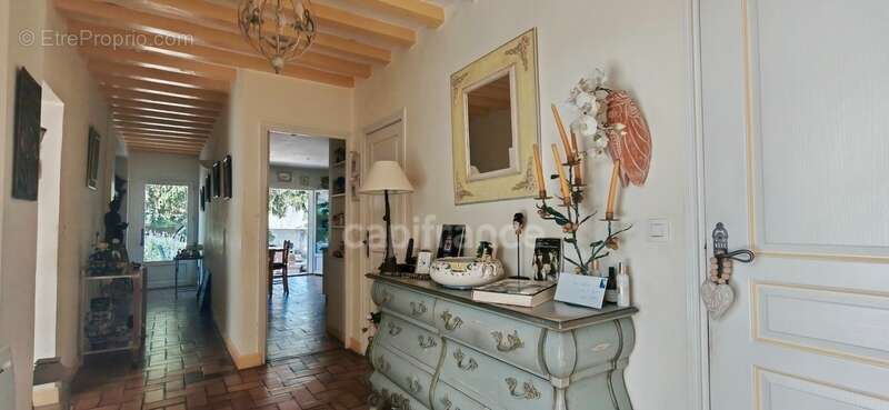 Maison à FONTVIEILLE