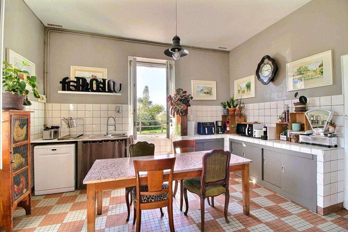 Maison à SAINT-LOUIS-DE-MONTFERRAND